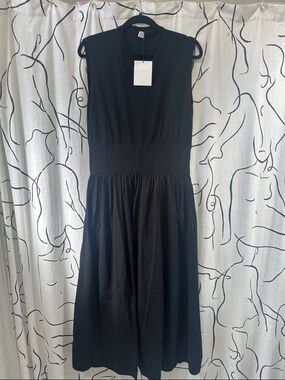 Totême Sleeveless Black Midi Dress